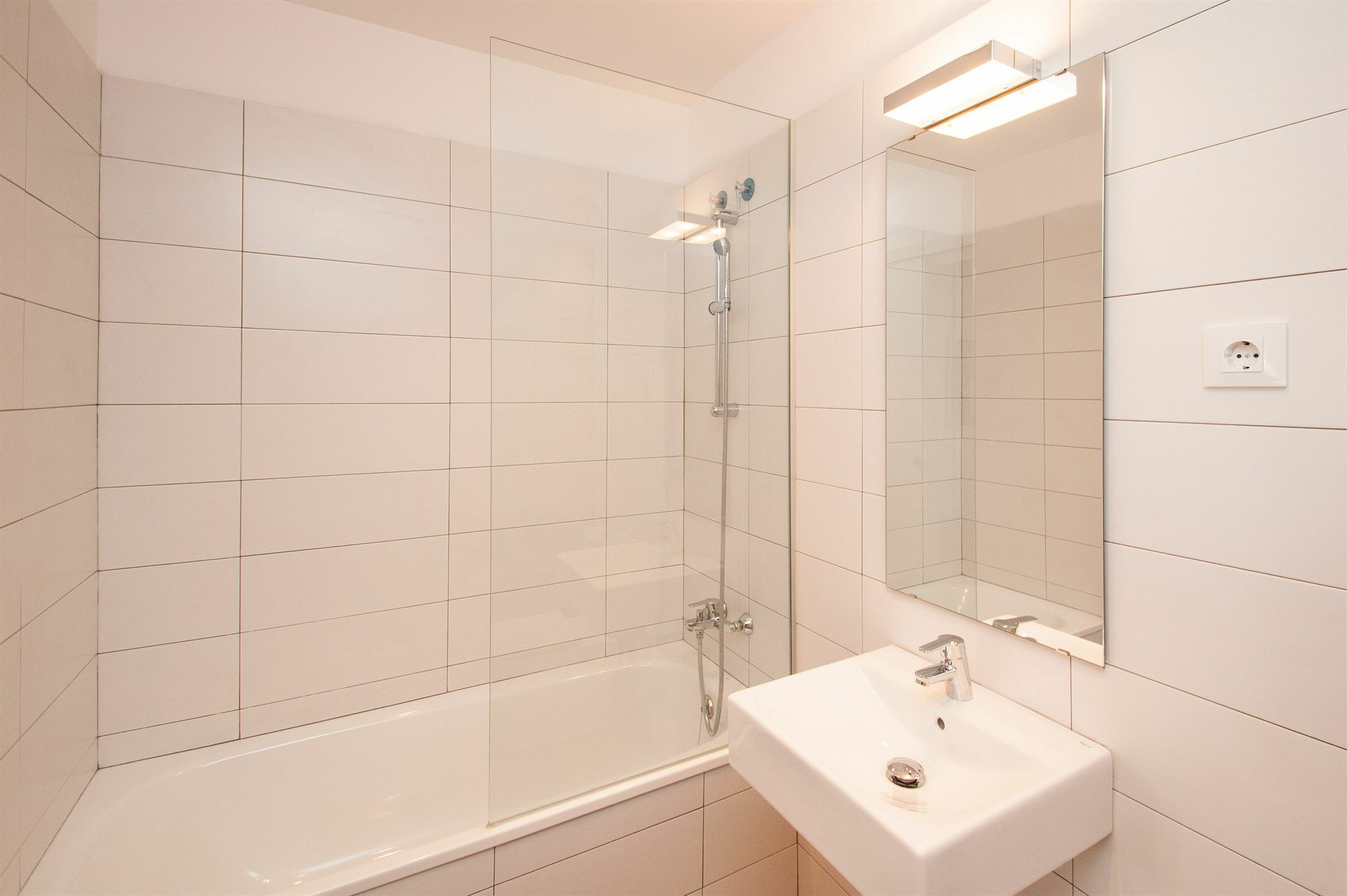 Short Stay Group Gracia Serviced Apartments Barcelona Exterior photo
