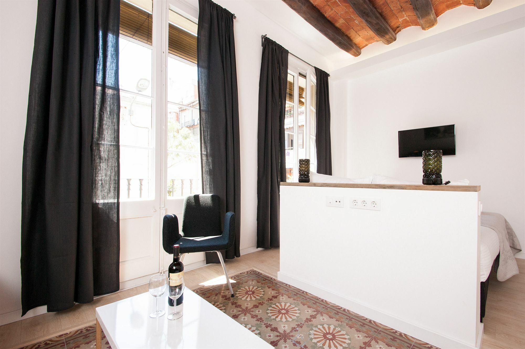 Short Stay Group Gracia Serviced Apartments Barcelona Exterior photo